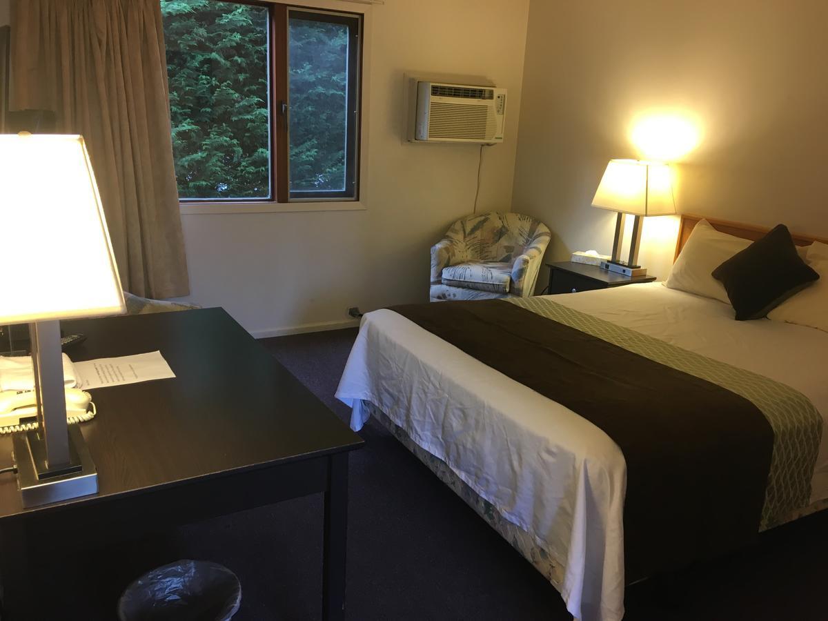 Fuller Lake Chemainus Motel Extérieur photo