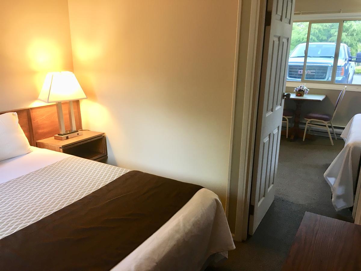 Fuller Lake Chemainus Motel Extérieur photo