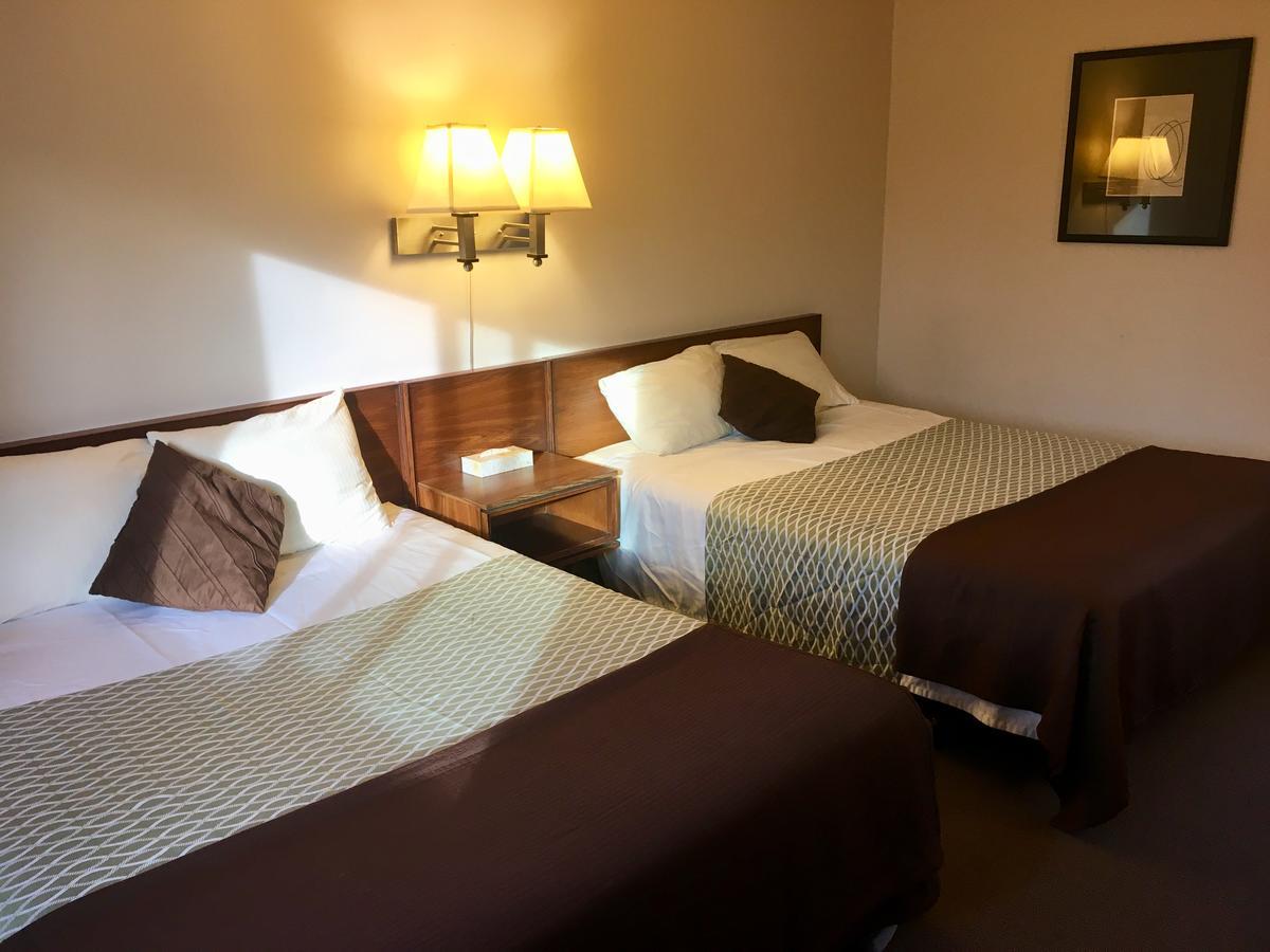 Fuller Lake Chemainus Motel Extérieur photo
