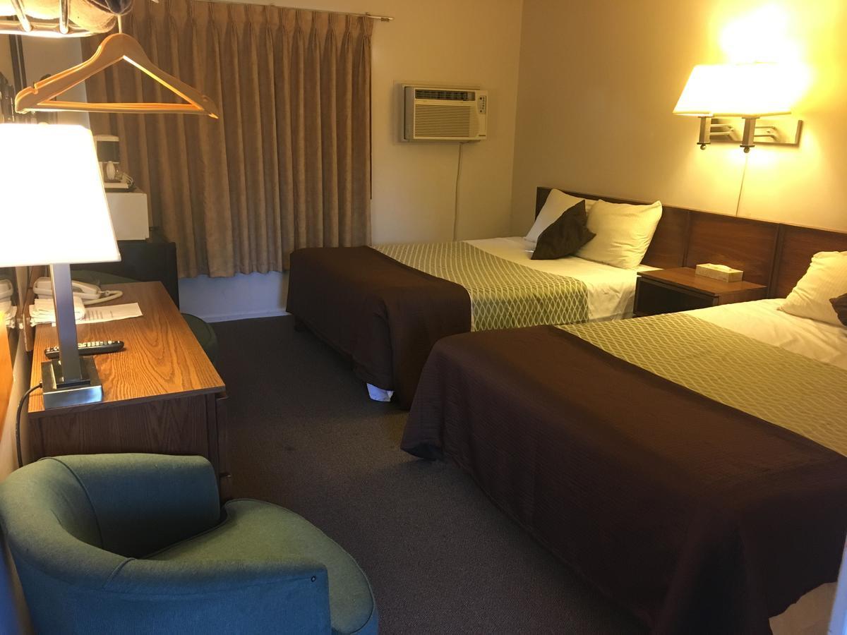 Fuller Lake Chemainus Motel Extérieur photo