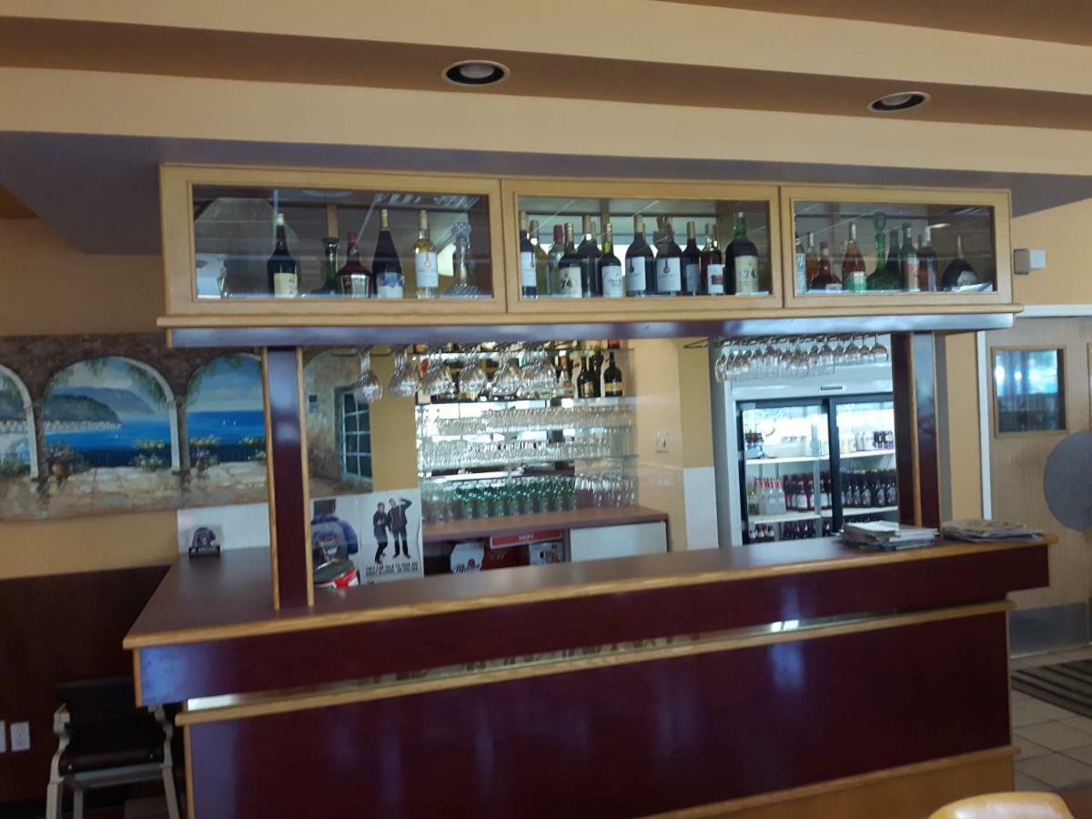 Fuller Lake Chemainus Motel Extérieur photo