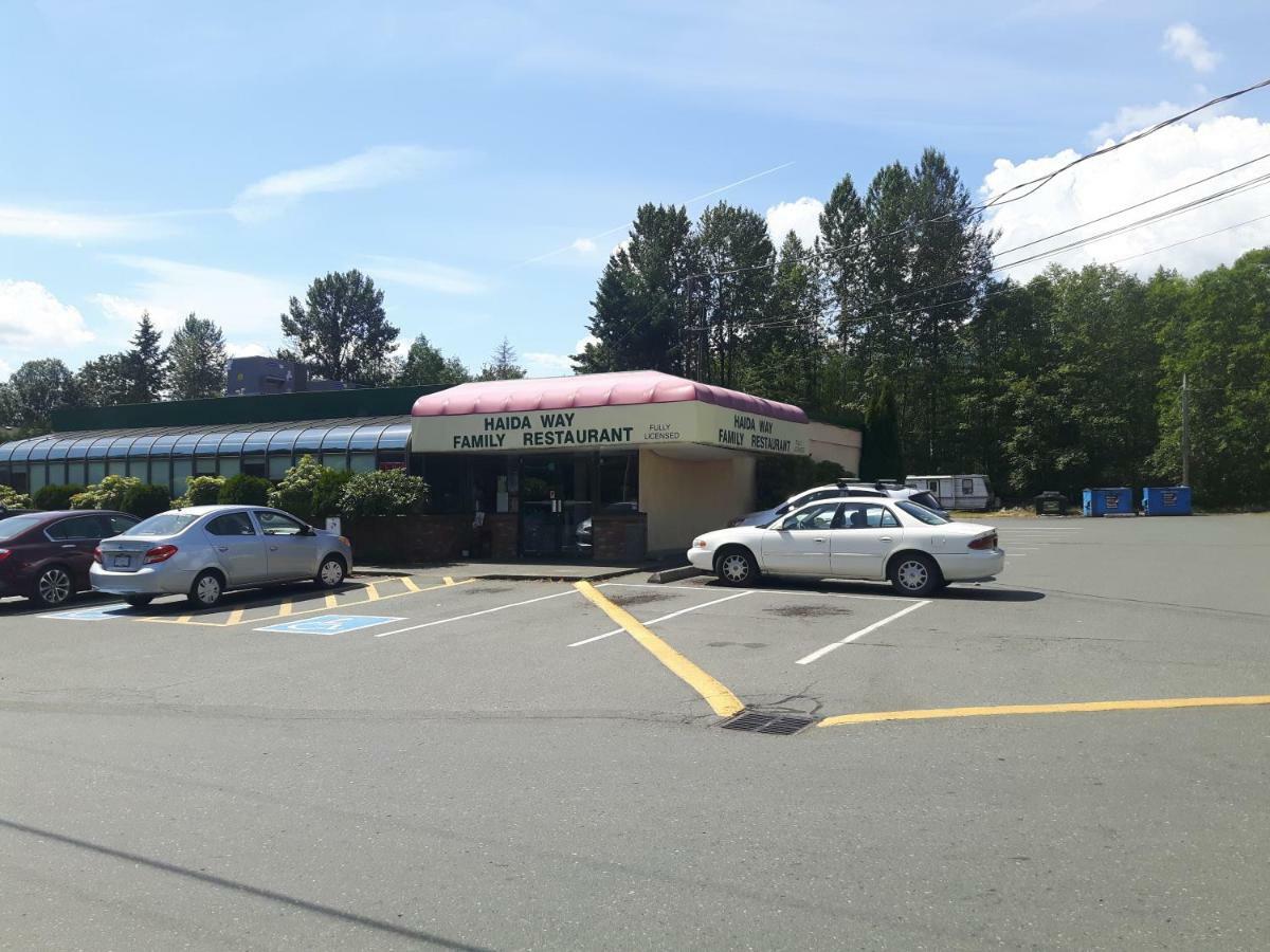 Fuller Lake Chemainus Motel Extérieur photo