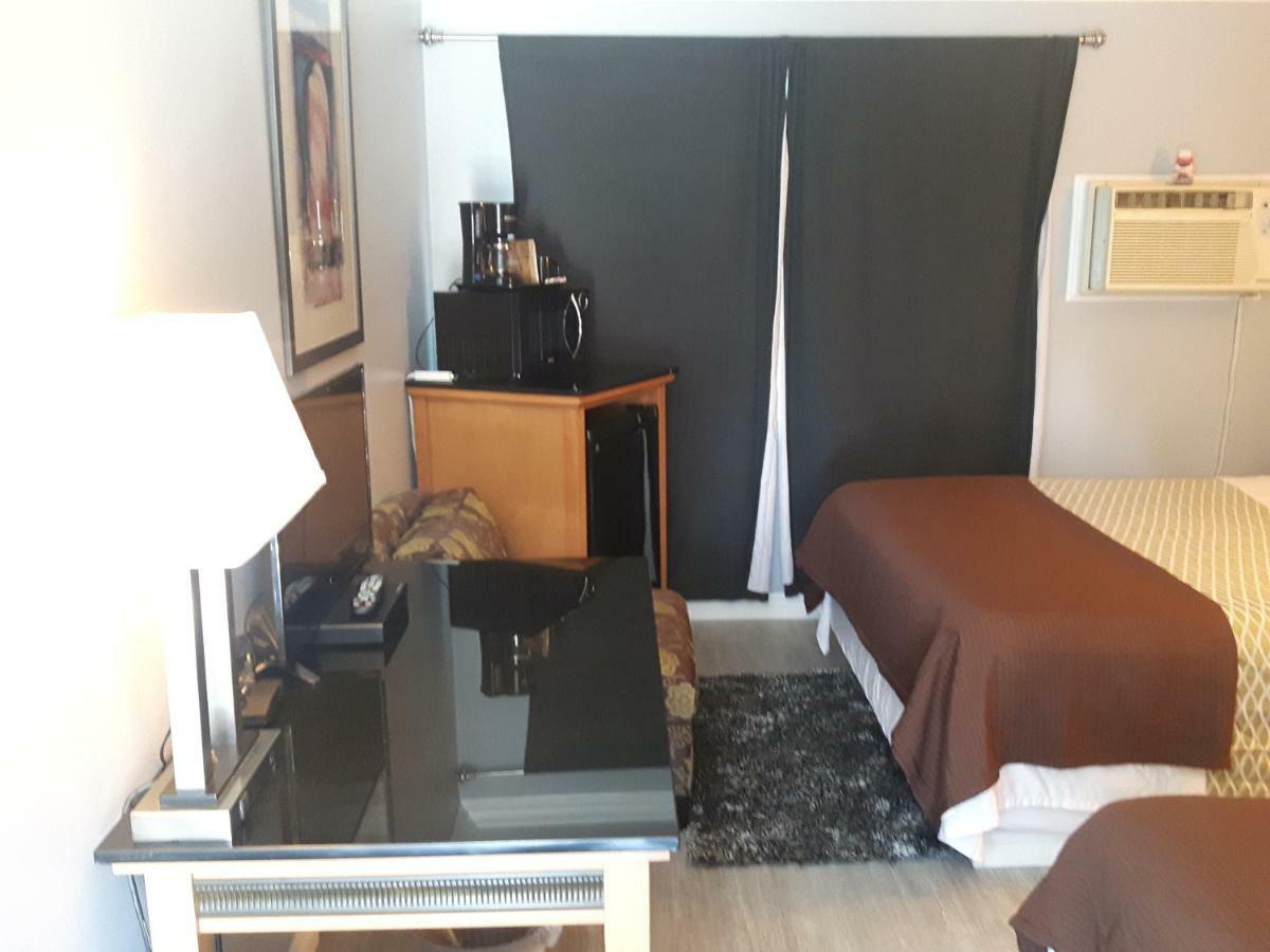 Fuller Lake Chemainus Motel Extérieur photo